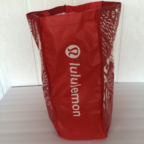 LULULEMON LARGE RED AND WHITE MANIFESTO REUSABLE SHOPPING TOTE BAG - Picture 3 of 6